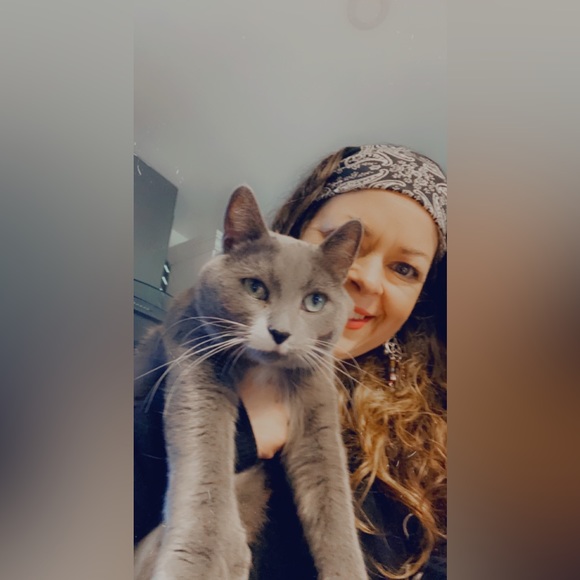 Meet your Posher, Laura - Picture 8 of 10